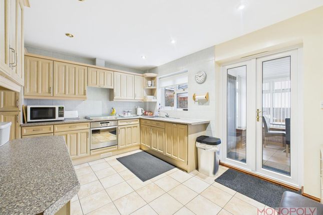 Ty Newydd Top Road, Wrexham photo 4