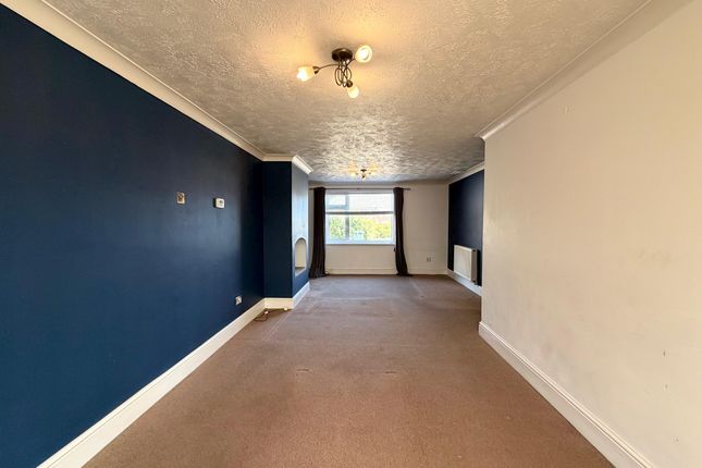 41, Juniper Close, Ashford photo 4