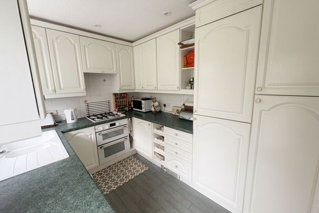 8 Dunoon Close, Crewe photo 4