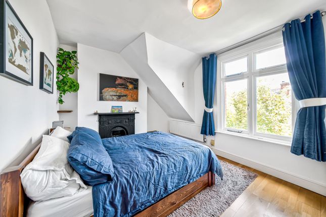 Flat C, 109, Nelson Road, London photo 4