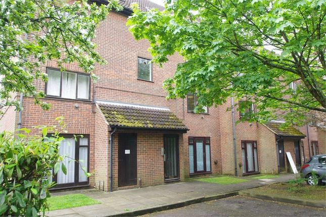 Thumbnail Flat to rent in Sheraton Mews, Gade Avenue, Watford