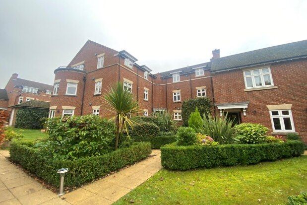 Thumbnail Flat to rent in Thornhill Court, Sutton Coldfield