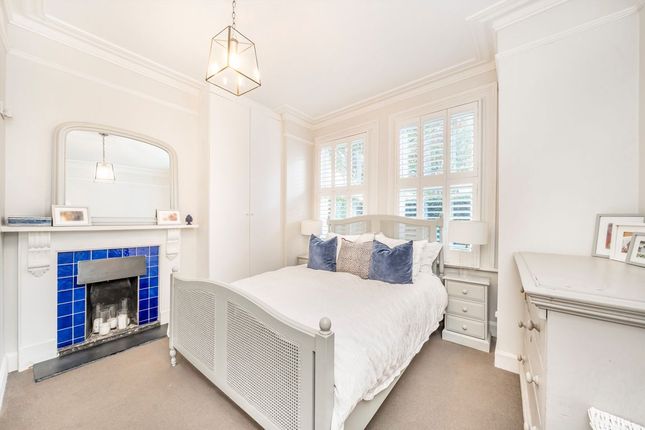 Flat Ground Floor, 64, Mexfield Road, London photo 2