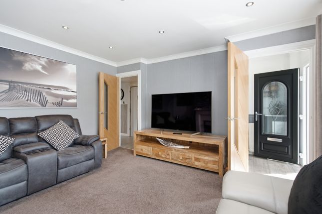 47 Falside Terrace, Bathgate, West Lothian photo 4