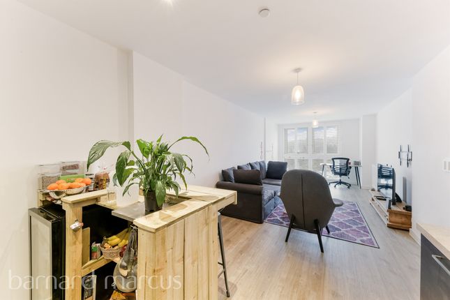 1-bed flat on Flat 127, Picture House, 1, Marketfield Way, Redhill, £270,000