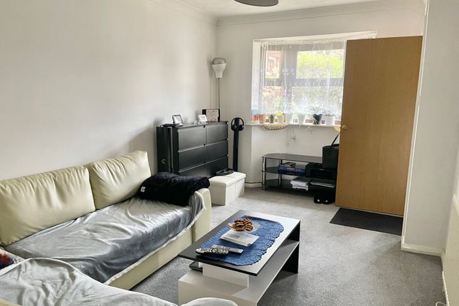 End terrace house to rent in Wilton Way, Exeter