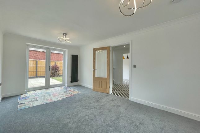 3, Abraham Drive, Wisbech photo 2