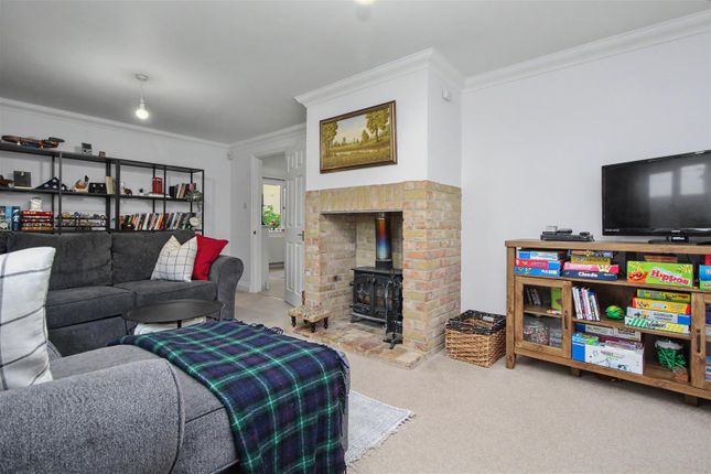 8, Dells Close, Great Gidding photo 4