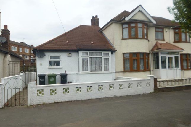 Thumbnail Bungalow for sale in Abbey Road, Waltham Cross