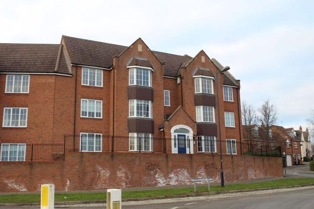 Thumbnail Flat to rent in Farnborough Drive, Daventry