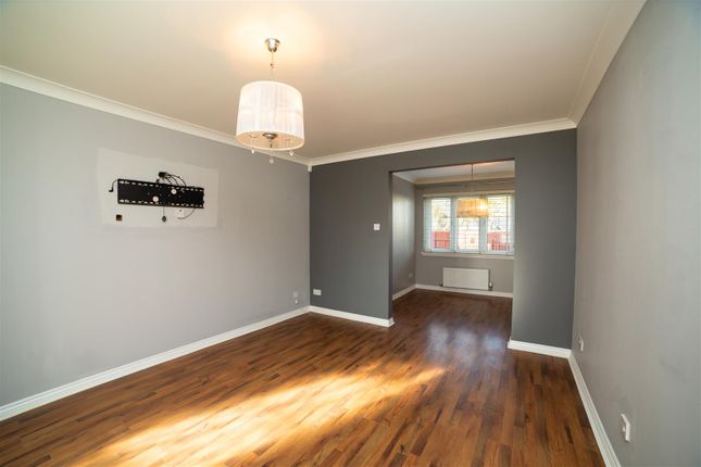 5, St. Andrews Drive, Carluke photo 2
