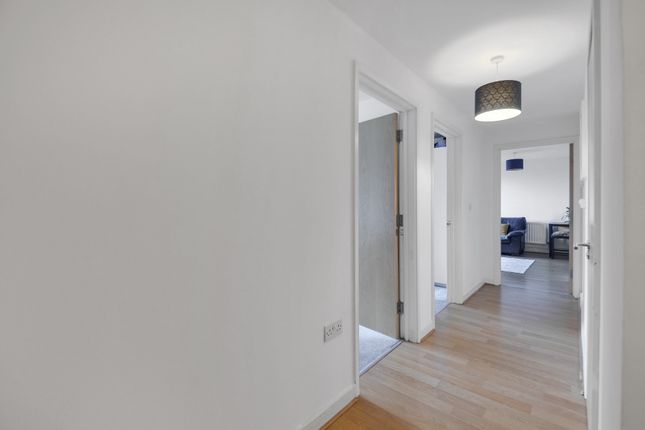 Inner Hallway_Pic_1.Jpg