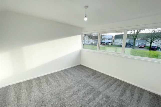 29, Crispin Road, Milton Keynes photo 4