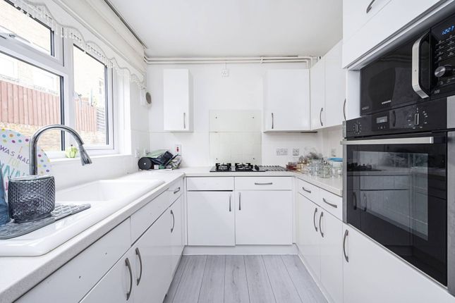 Thumbnail Terraced house to rent in Brownlow Road, Dalston, London