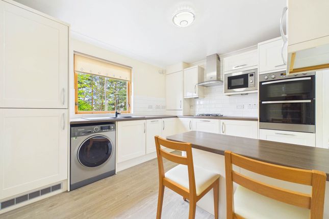8, Poynter Court, Glasgow photo 3