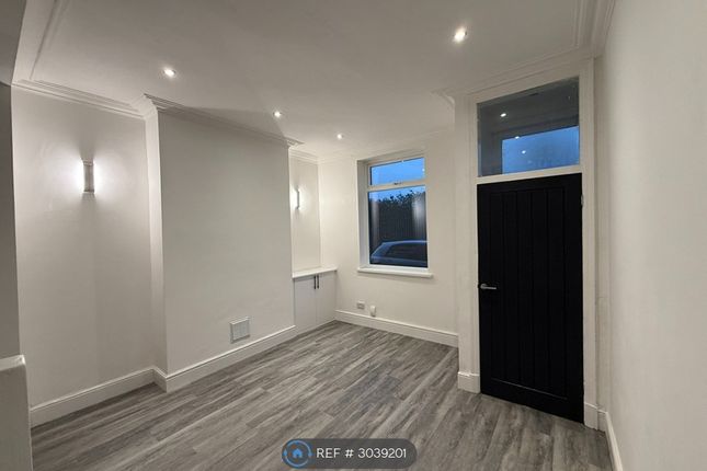 Park Road, Denton, Manchester photo 3
