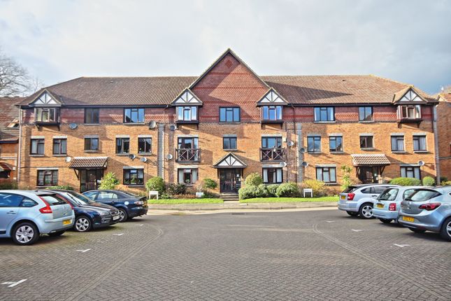 Thumbnail Flat to rent in Dorchester Court, Oriental Road, Woking