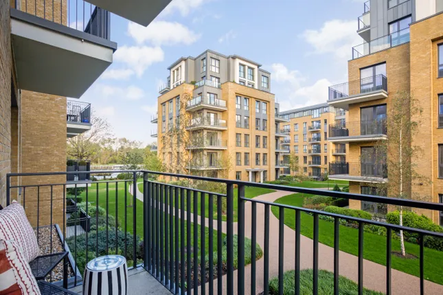 Hamptons - London New Homes