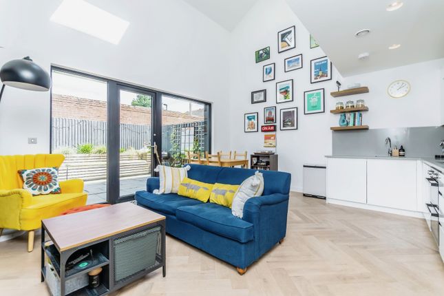 Thumbnail Terraced house for sale in Bell Foundry Close, Croydon, Surrey