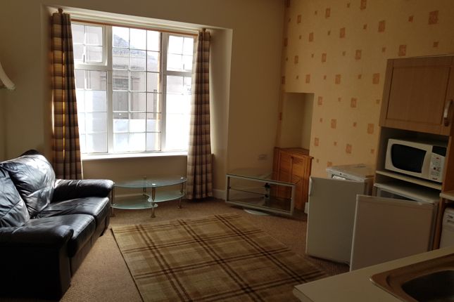 80, Ground Left, East High Street, Crieff, PH7 3HZ, Crieff photo 2