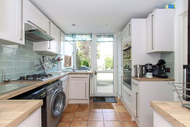 60, Poynders Hill, Hemel Hempstead photo 4