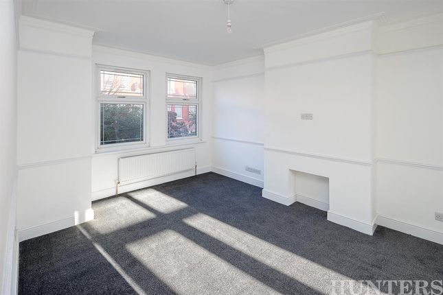Thumbnail Terraced house to rent in Thackeray Avenue, London