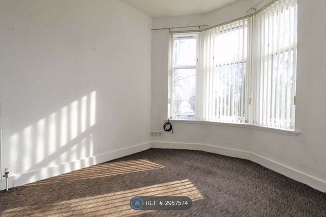 E Paisley Road, Renfrew photo 5