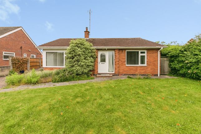 5, Summerfield Drive, Uttoxeter photo 2
