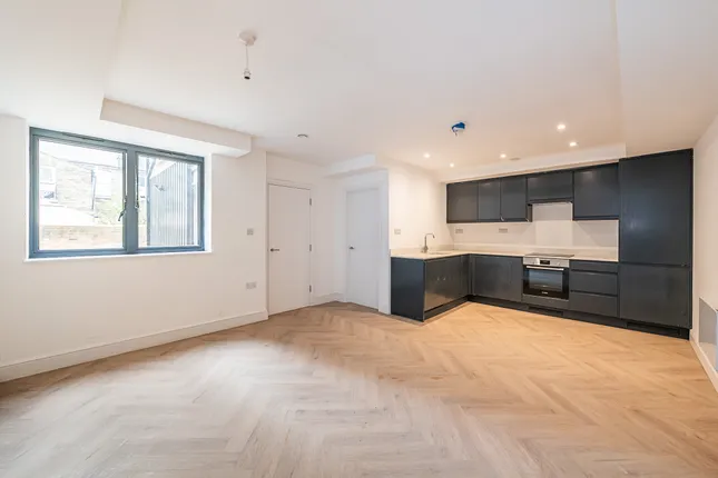 Hamptons - London New Homes