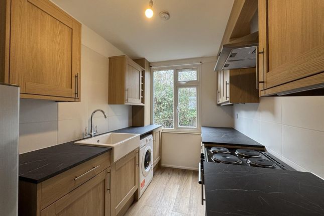 17a, Hampstead Road, Dorking photo 3