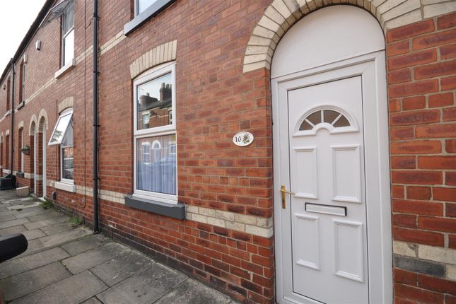 Thumbnail Terraced house to rent in Rosslyn Street, York