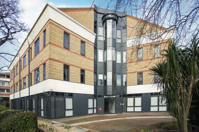 52E22533-7F8c-4Bea-9