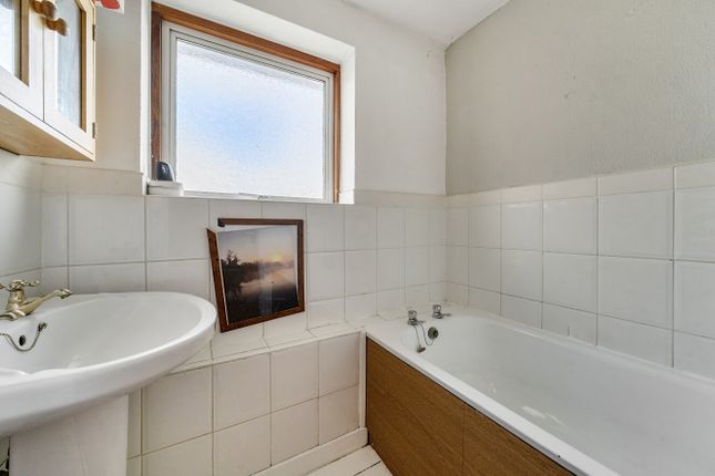 86, Abbotsbury, Berkshire photo 4
