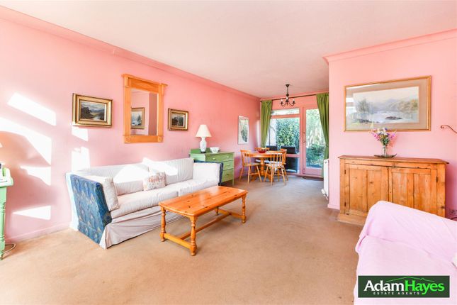 51, Heath View, London photo 2