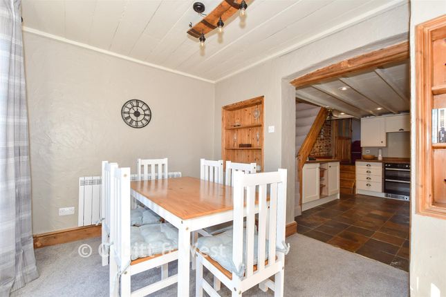 105, Lower Street, Pulborough photo 4