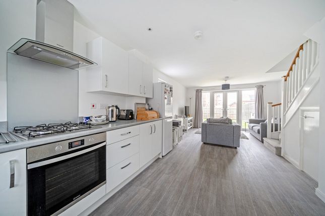 11, Elizabeth Drive, Nottingham photo 4
