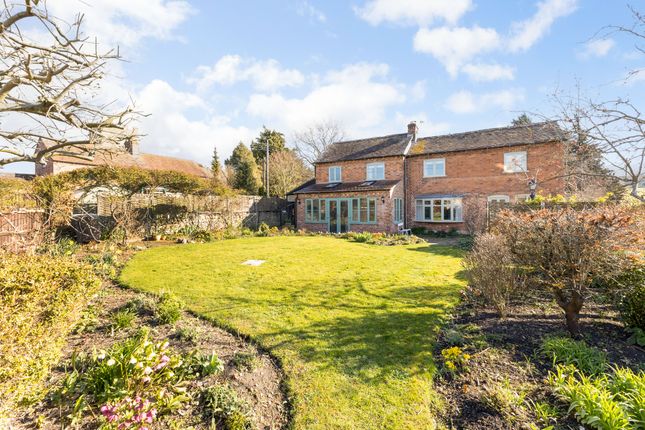 3-bed house on Southcroft Cottage, Bredons Norton, Tewkesbury, £475,000