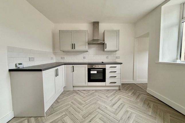 10 Ashfield Road, Abertillery photo 3