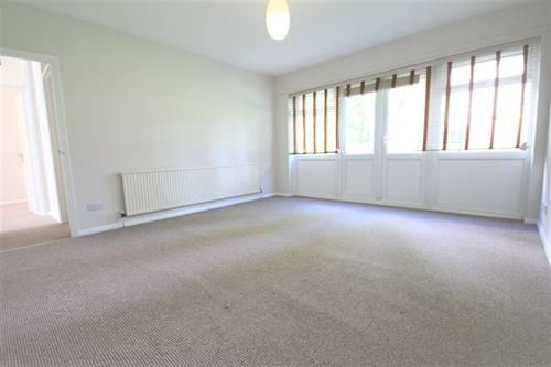 Thumbnail Flat to rent in Palace View, London