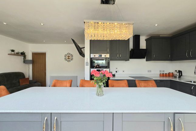 44 St. Johns Drive, Porthcawl photo 4