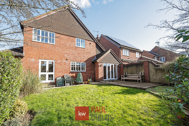 Detached house for sale in Whitehouse Road, Reading, Berkshire