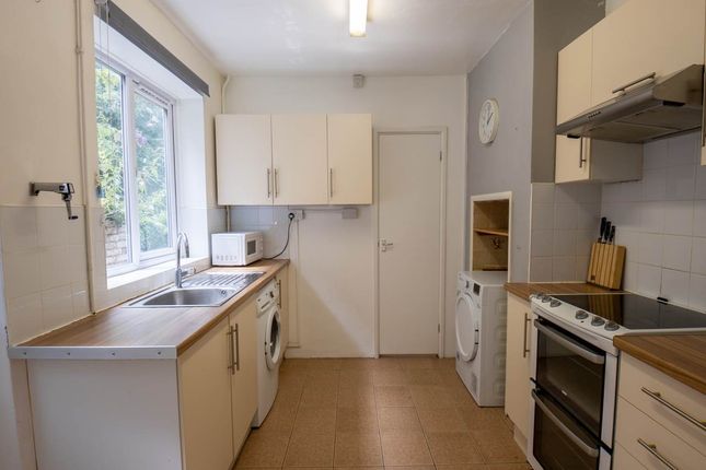 Room to rent in St Martins Road, Canterbury, Kent