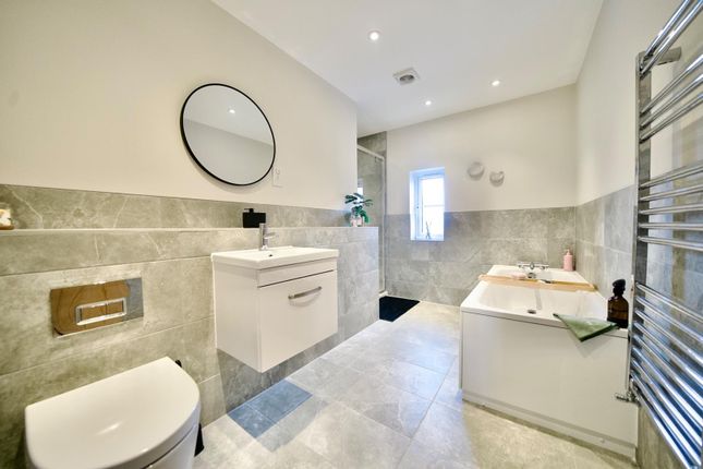 9, Sea Clover Lane, Weymouth photo 4