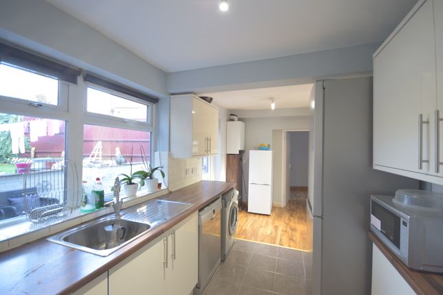 Aylmer Road, HIGHATE photo 2