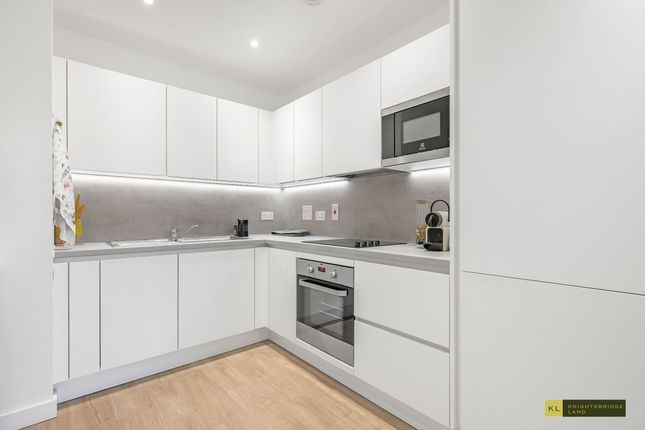 Flat 23, Bryant Apartments Perceval Square, Harrow photo 3