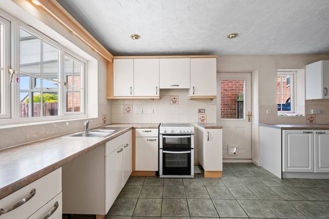 42, Mercia Drive, Grantham photo 5