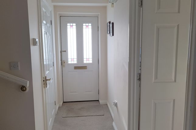 7, Green  Court,  Woodlaithes, Rotherham photo 2