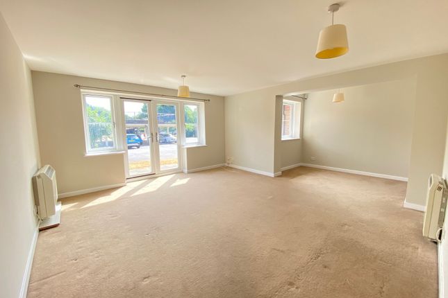 13, Tuscany Gardens, West Sussex photo 2