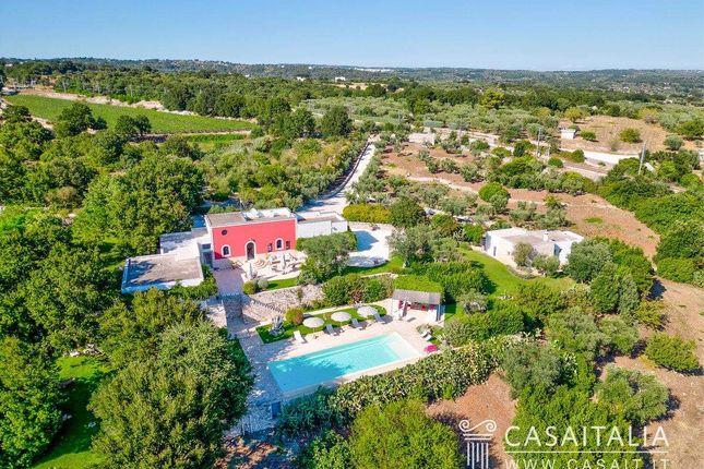 Villa for sale in Cisternino, Puglia, Italy