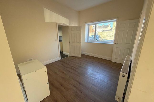 129, Spring Street, Rishton photo 3